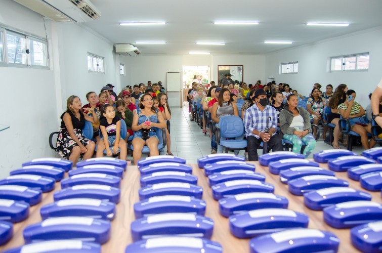 Prefeitura de Picuí entrega mais 114 óculos do programa Visão Para Todos